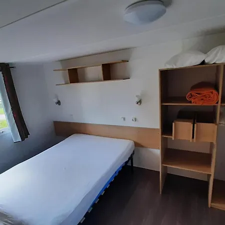 Village De De La Chesnaie *