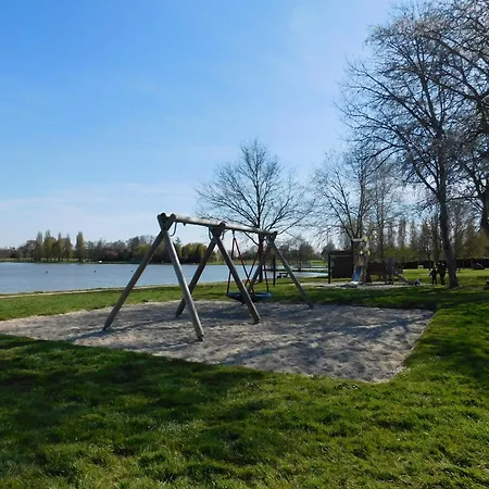 Village De De La Chesnaie Resort *