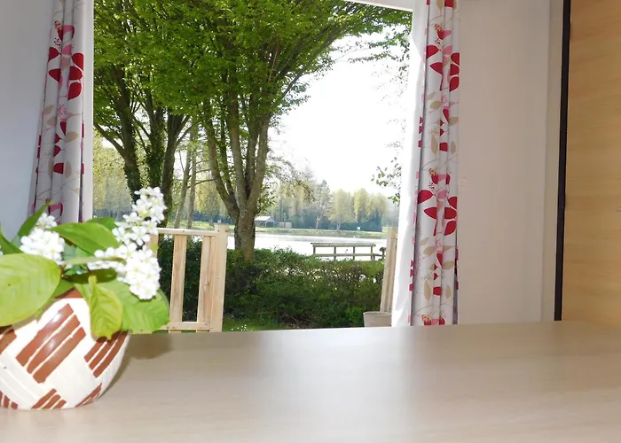 Village De De La Chesnaie Üdülőközpont